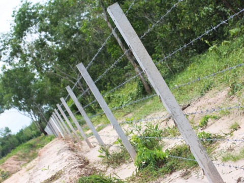 เสารั้วลวดหนาม ราคาพิเศษ ปทุมธานี